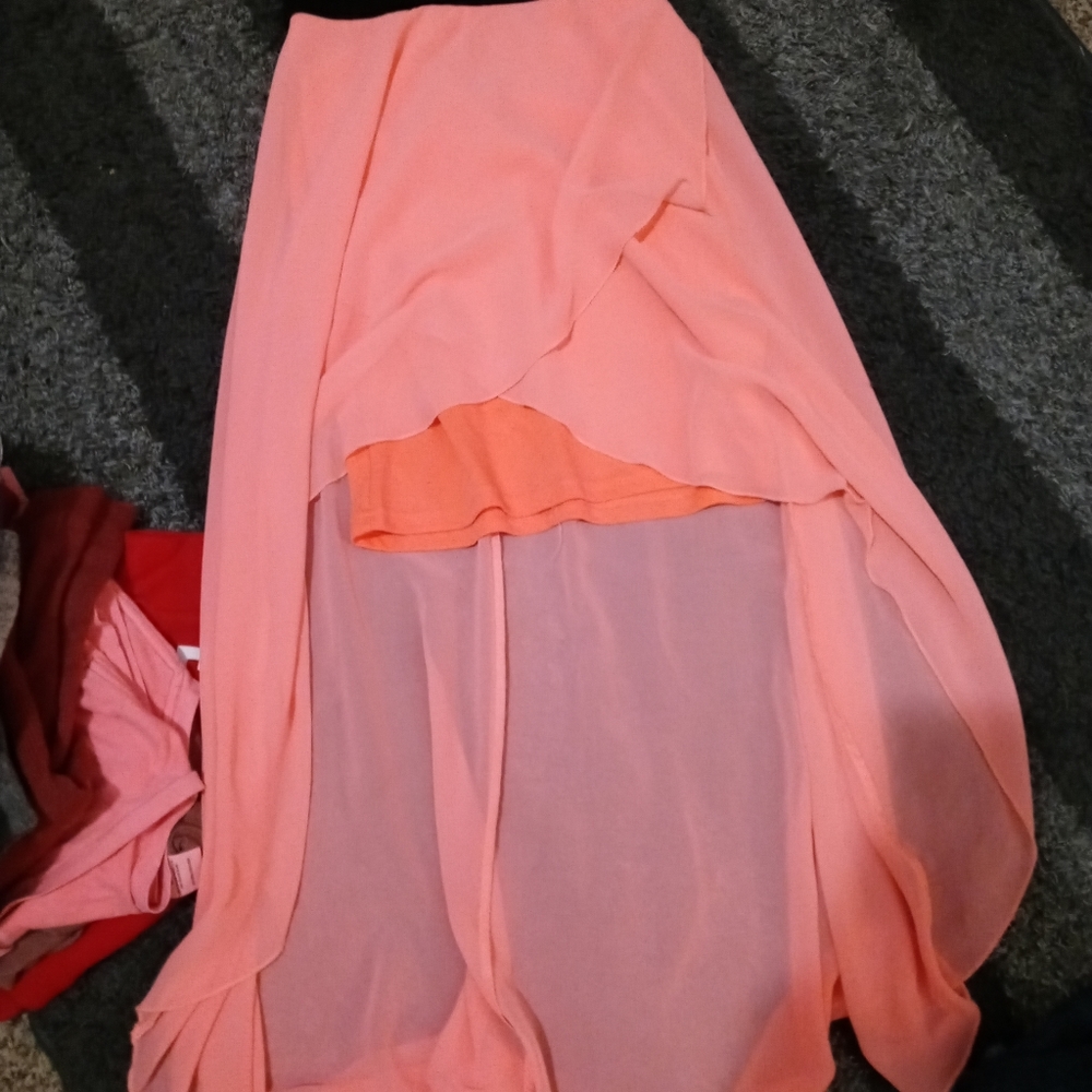 Dress - Picture 3 of 3
